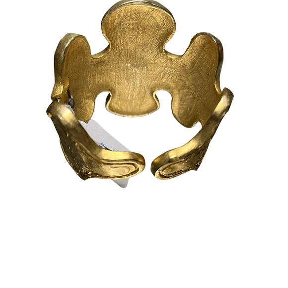 Kenneth Jay Lane Free Form Abstract Cuff Bracelet - Picture 2 of 3